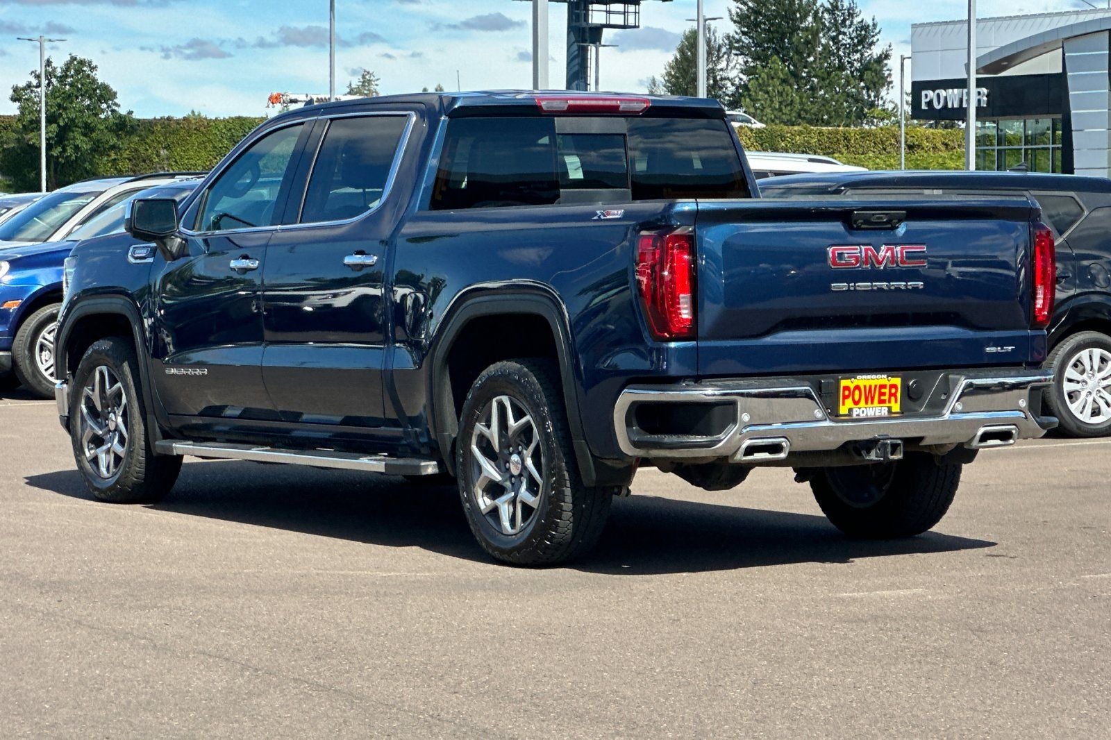 2023 GMC Sierra 1500 SLT