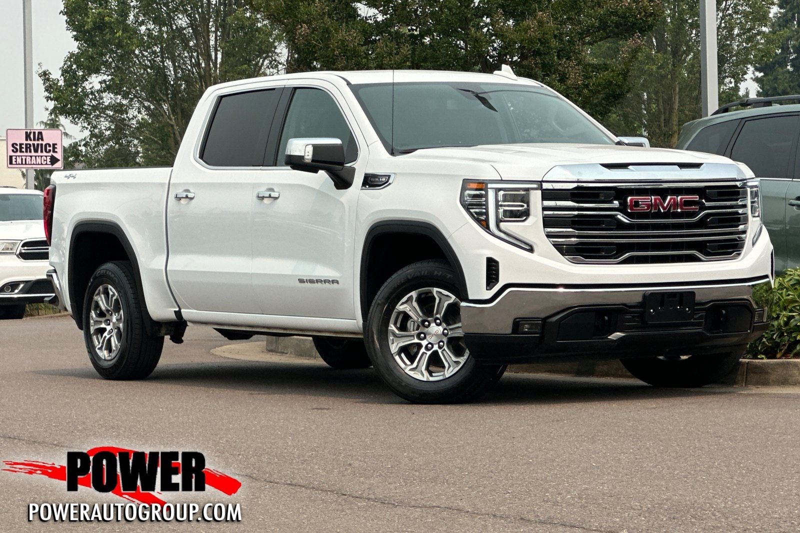2024 GMC Sierra 1500 SLT