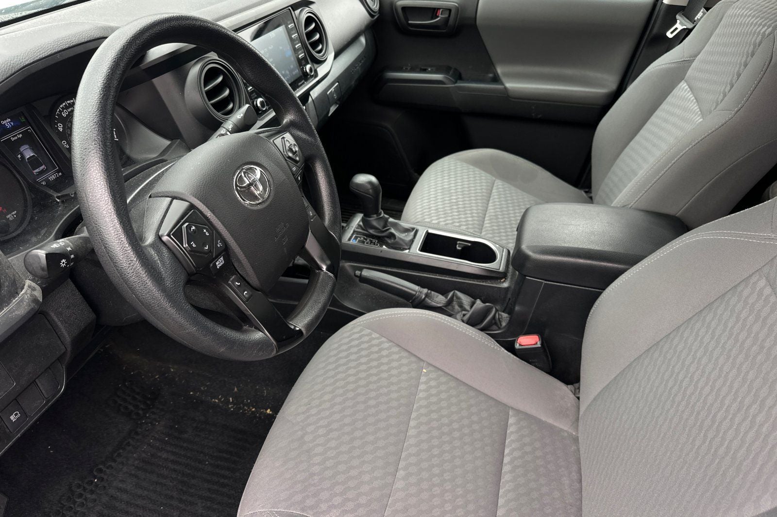 2022 Toyota Tacoma SR