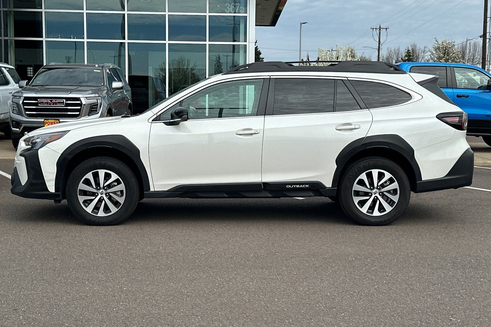 2023 Subaru Outback Premium
