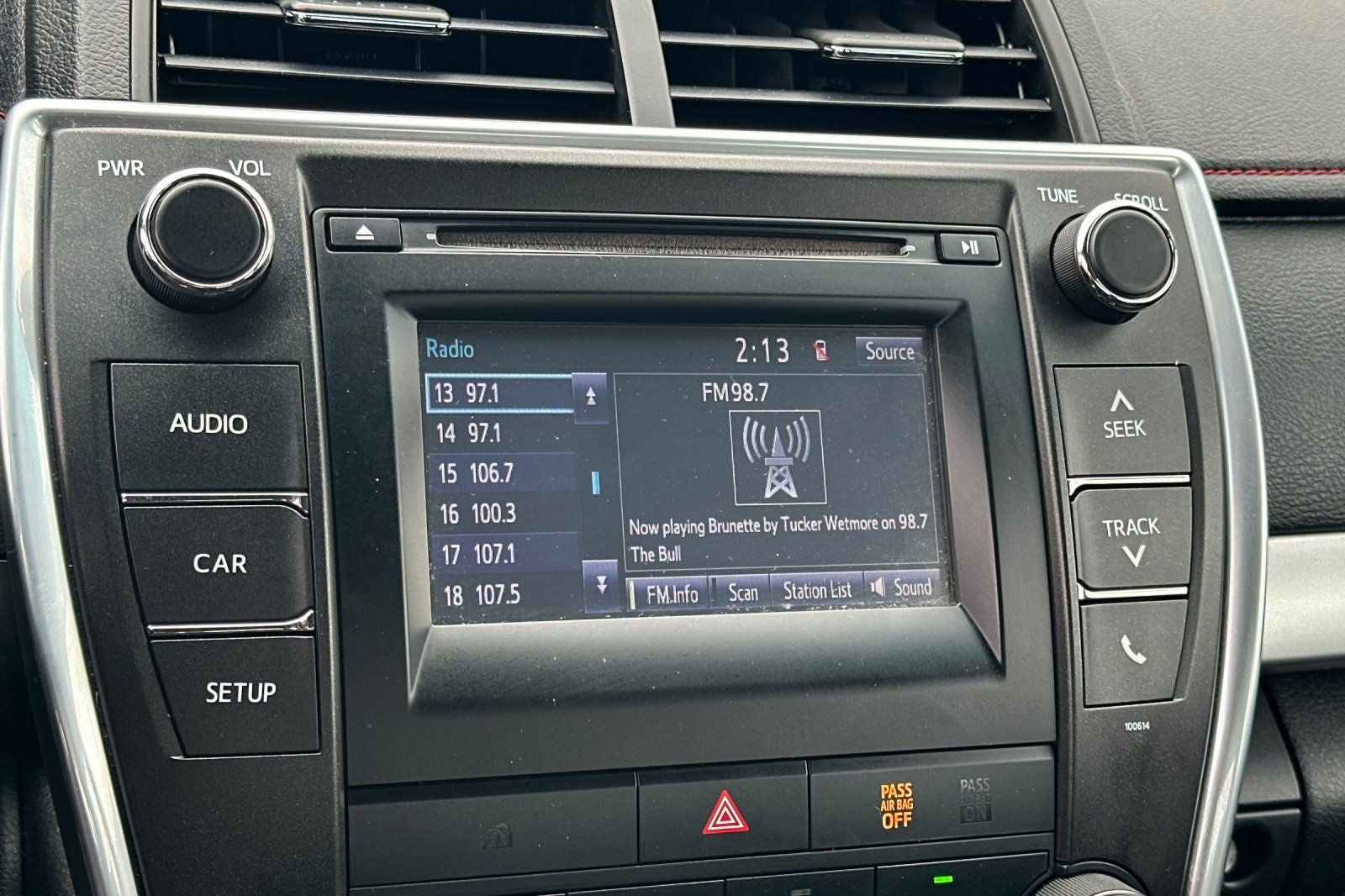 2016 Toyota Camry SE