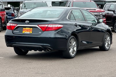 2016 Toyota Camry SE