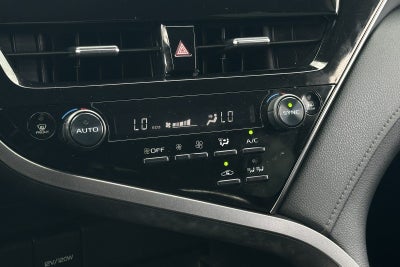 2021 Toyota Camry Hybrid LE