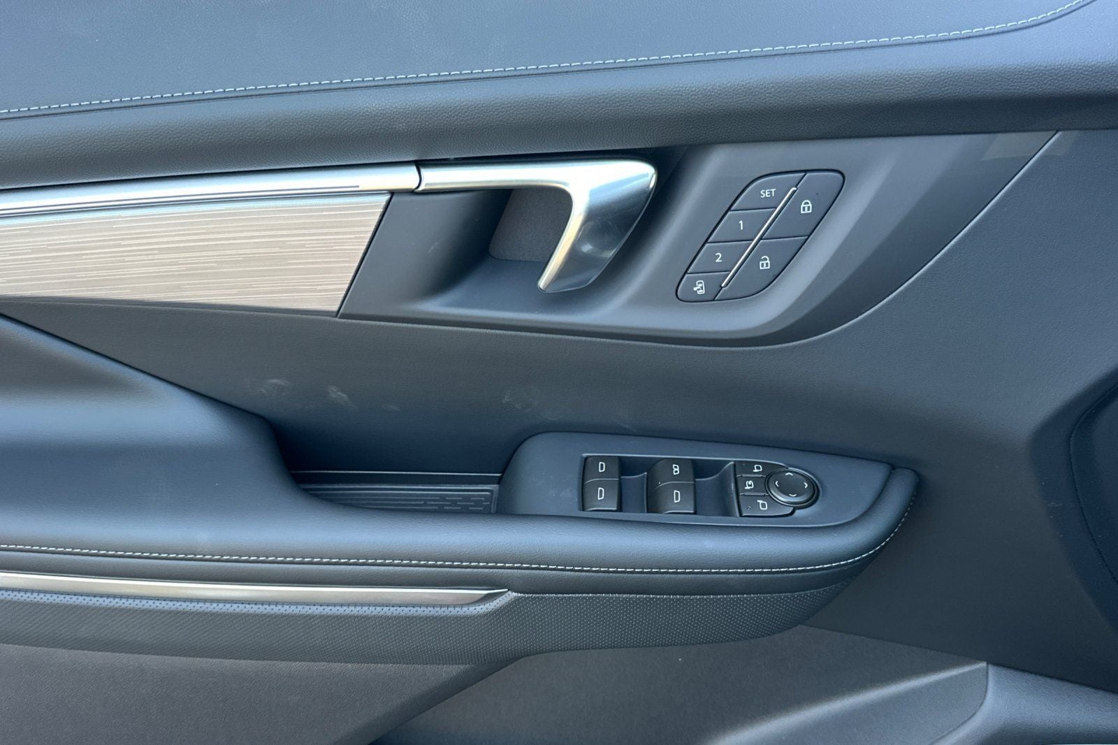 2027 Buick Enclave Preferred