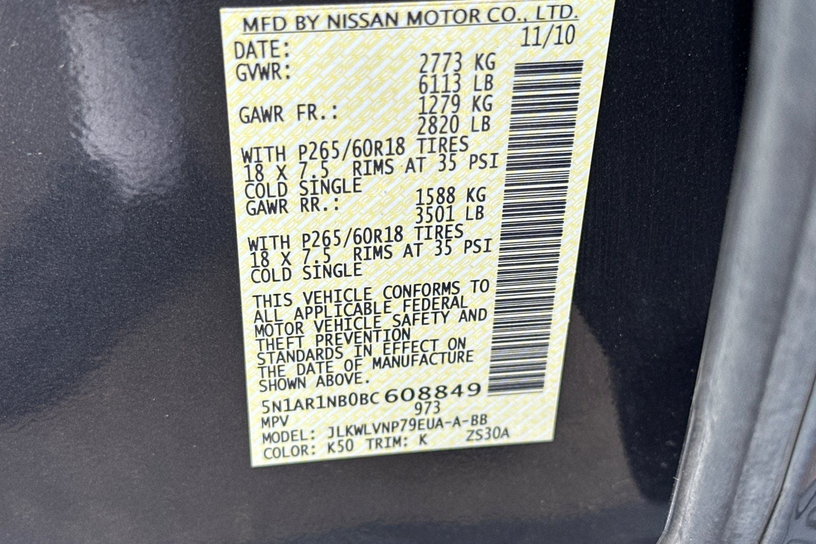 2011 Nissan Pathfinder LE