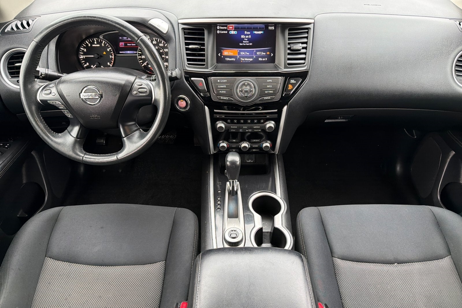 2018 Nissan Pathfinder SV