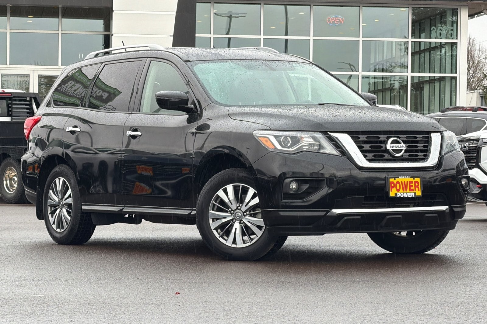 2018 Nissan Pathfinder SV