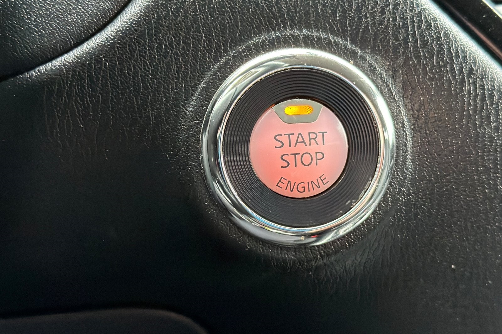 2018 Nissan Pathfinder SV