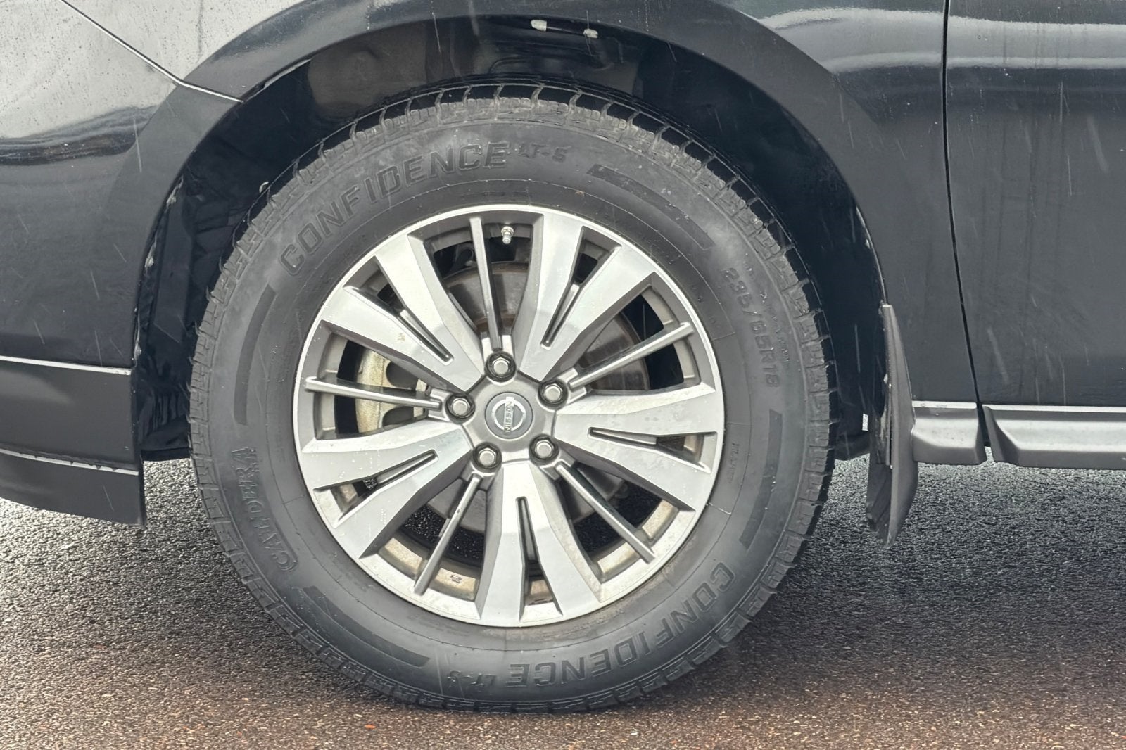 2018 Nissan Pathfinder SV