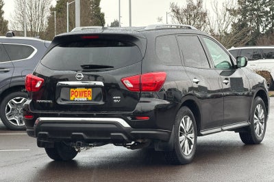 2018 Nissan Pathfinder SV