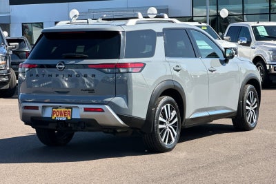 2023 Nissan Pathfinder Platinum