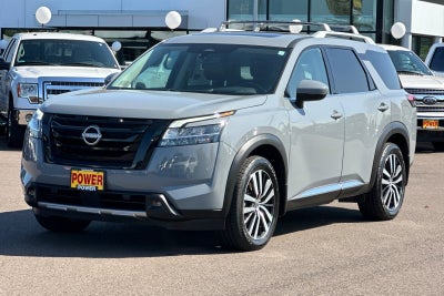 2023 Nissan Pathfinder Platinum