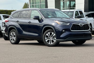 2023 Toyota Highlander XLE