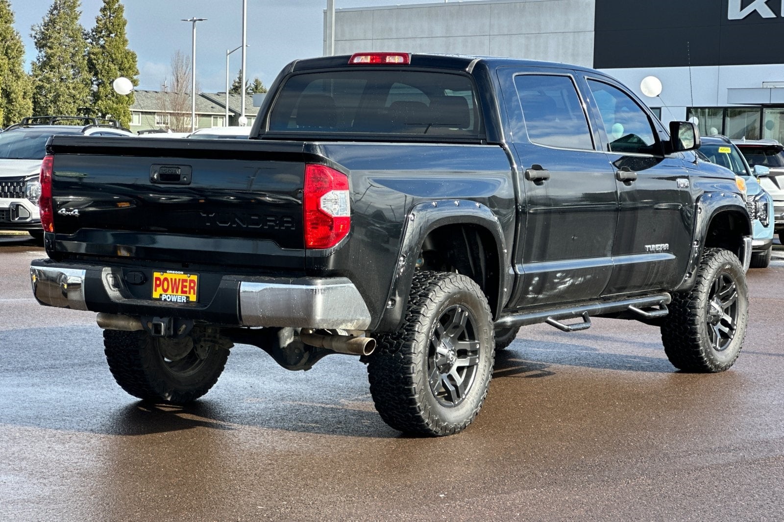 2014 Toyota Tundra SR5