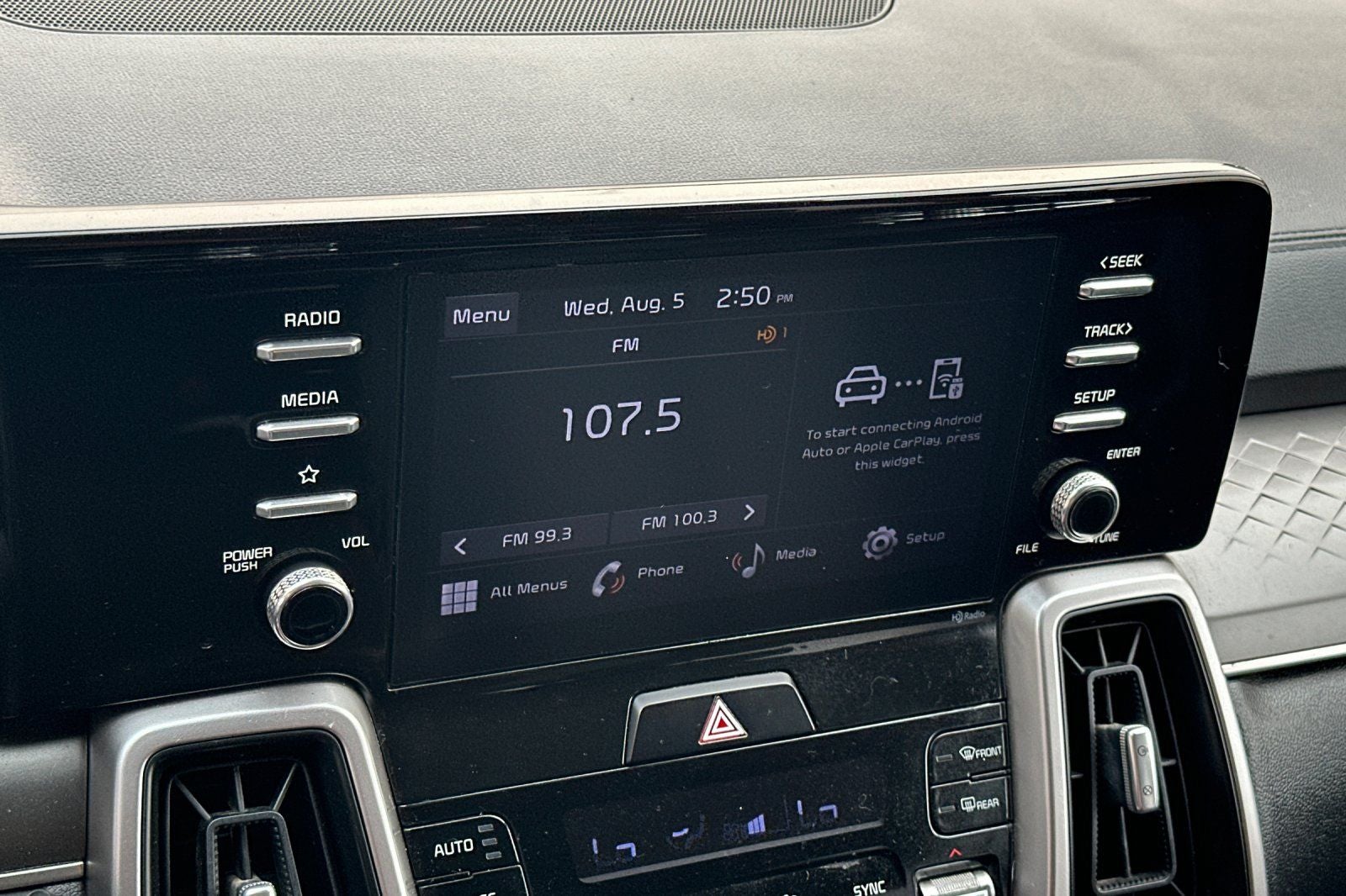 2022 Kia Sorento LX