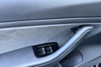 2018 Tesla Model 3 Performance