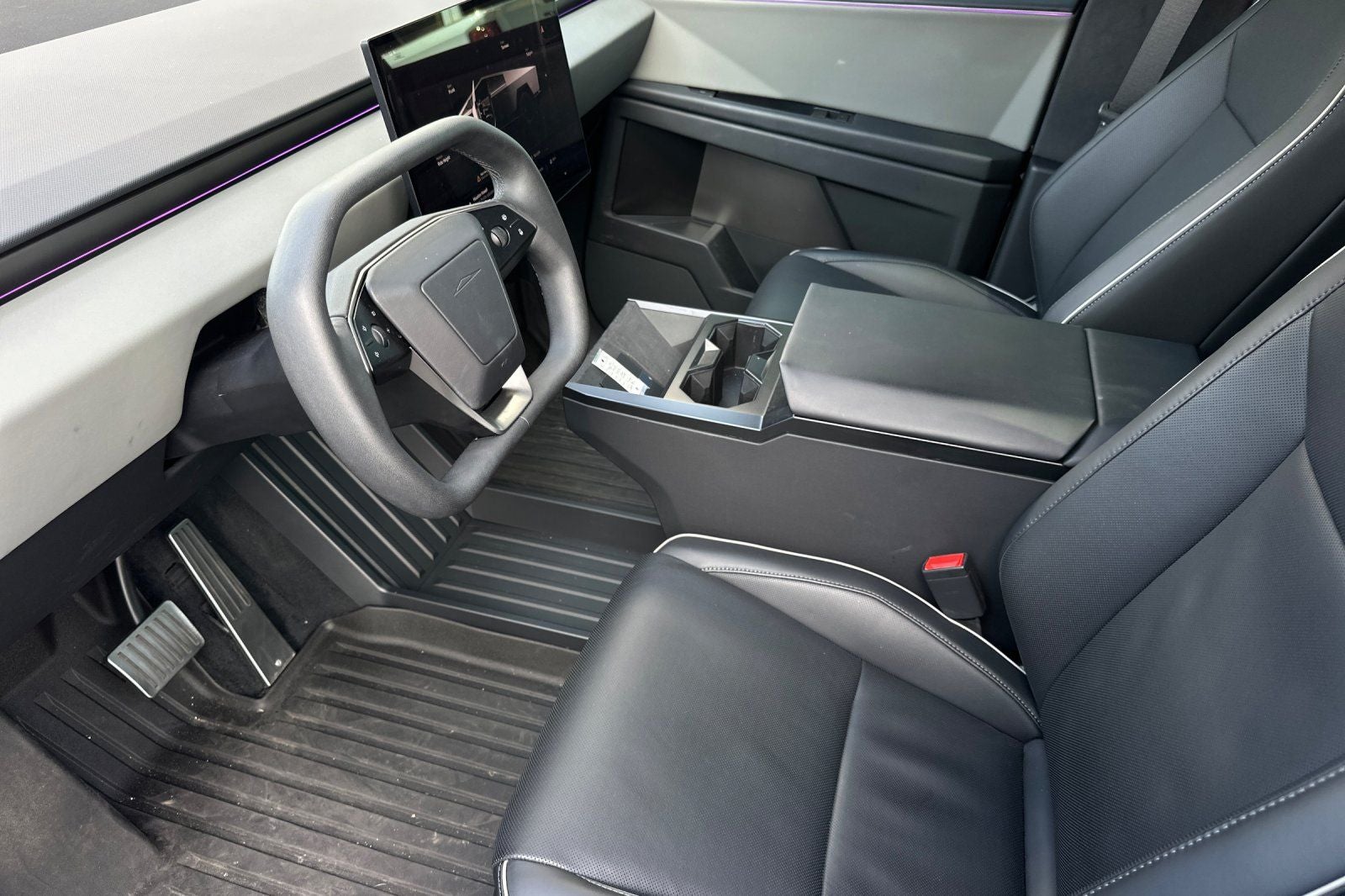 2025 Tesla Cybertruck Base