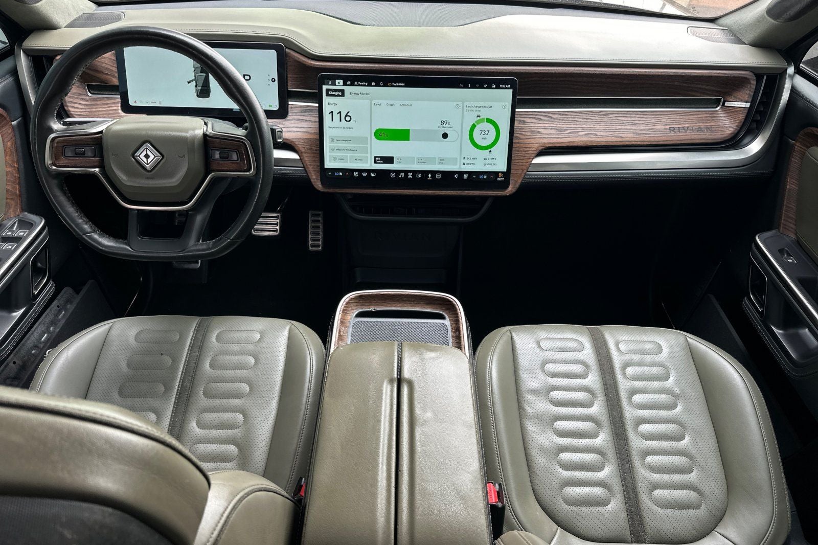 2023 Rivian R1S Adventure