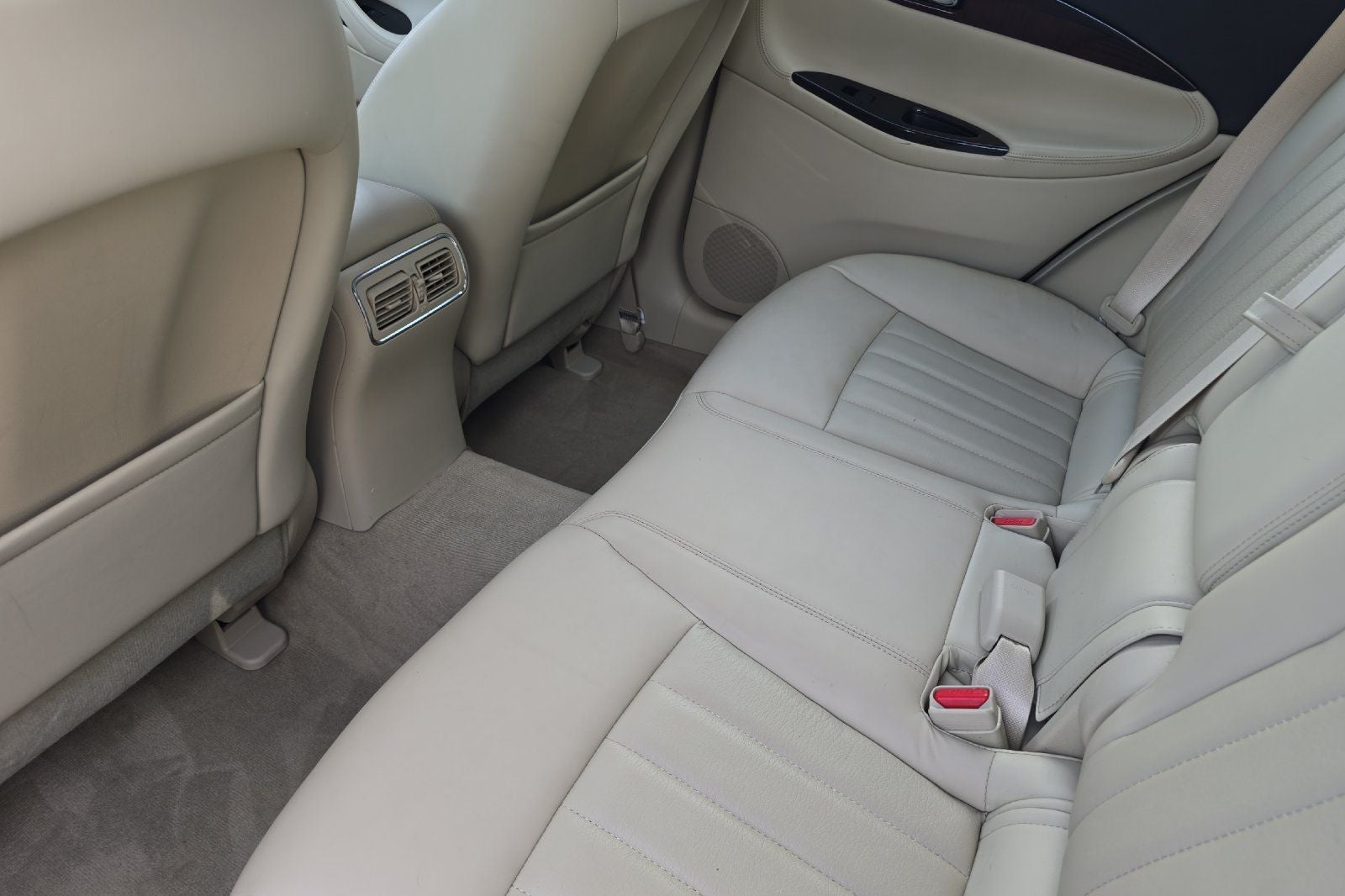 2017 INFINITI QX50 Base