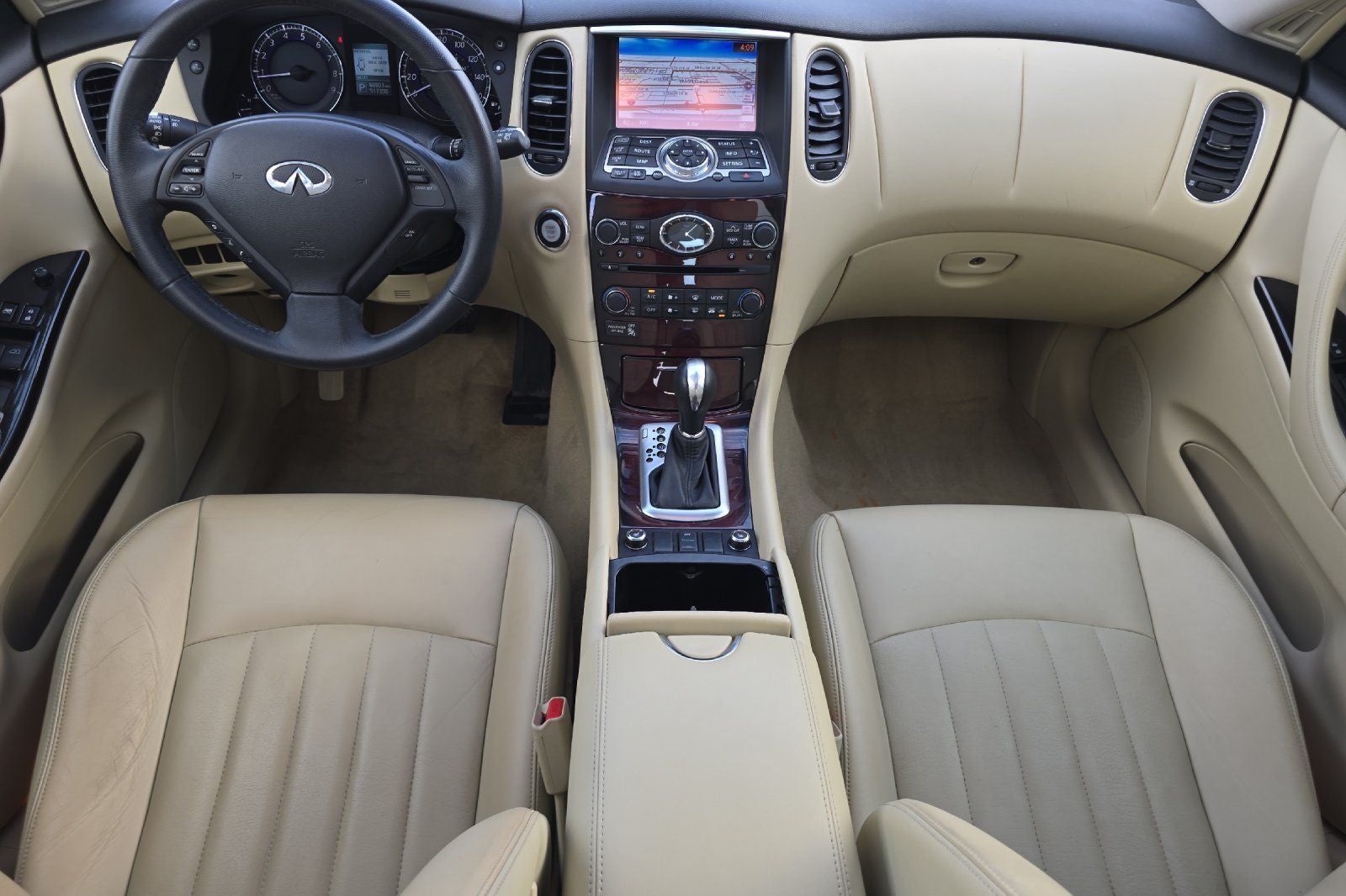 2017 INFINITI QX50 Base