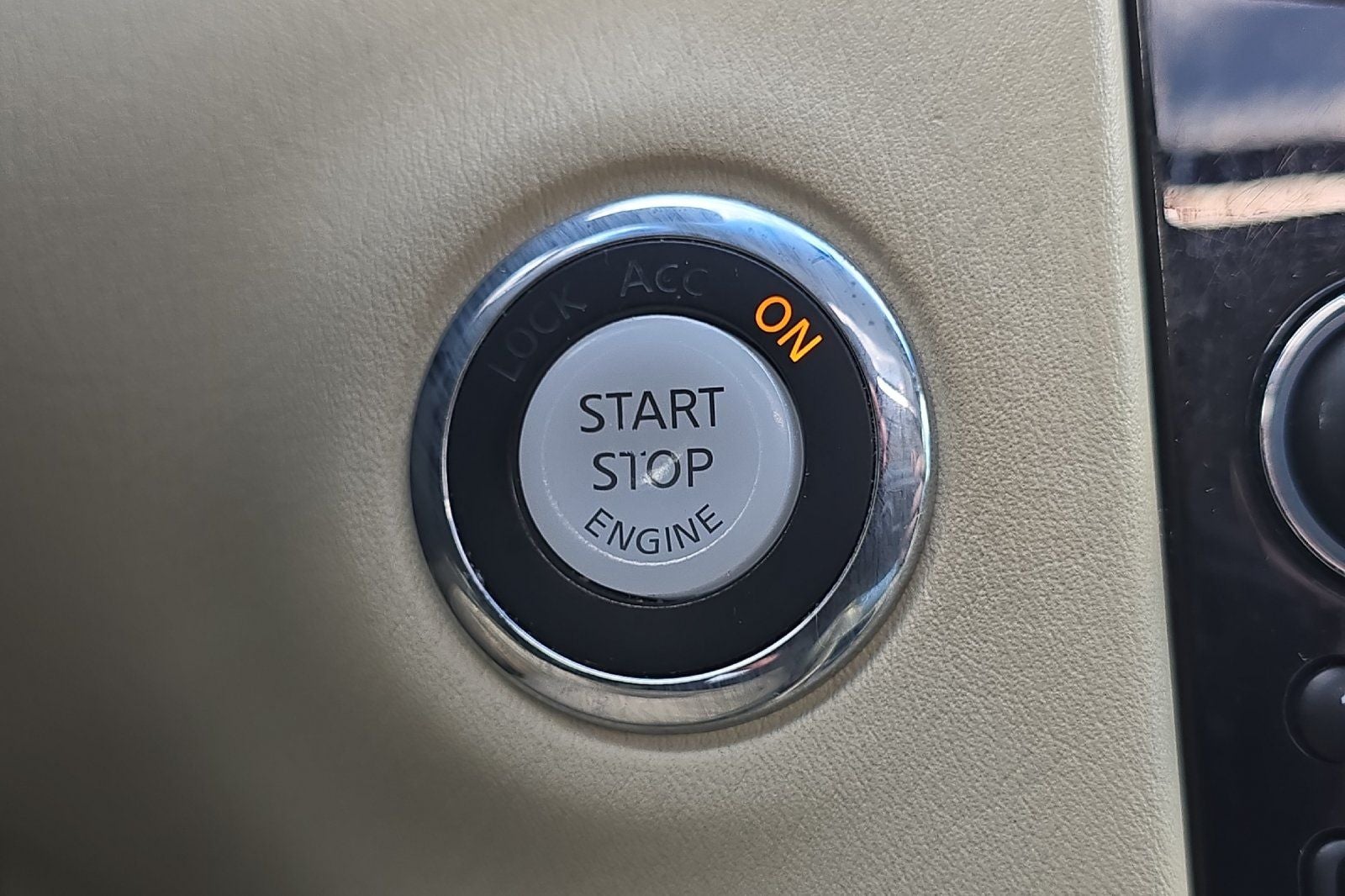 2017 INFINITI QX50 Base
