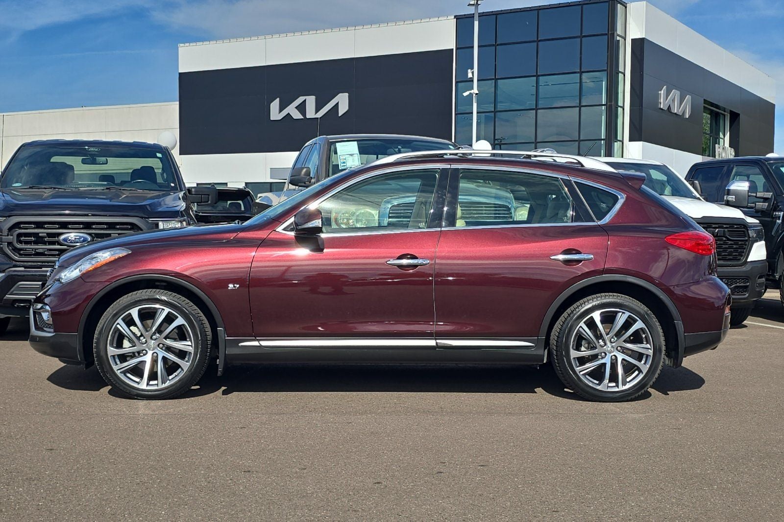 2017 INFINITI QX50 Base