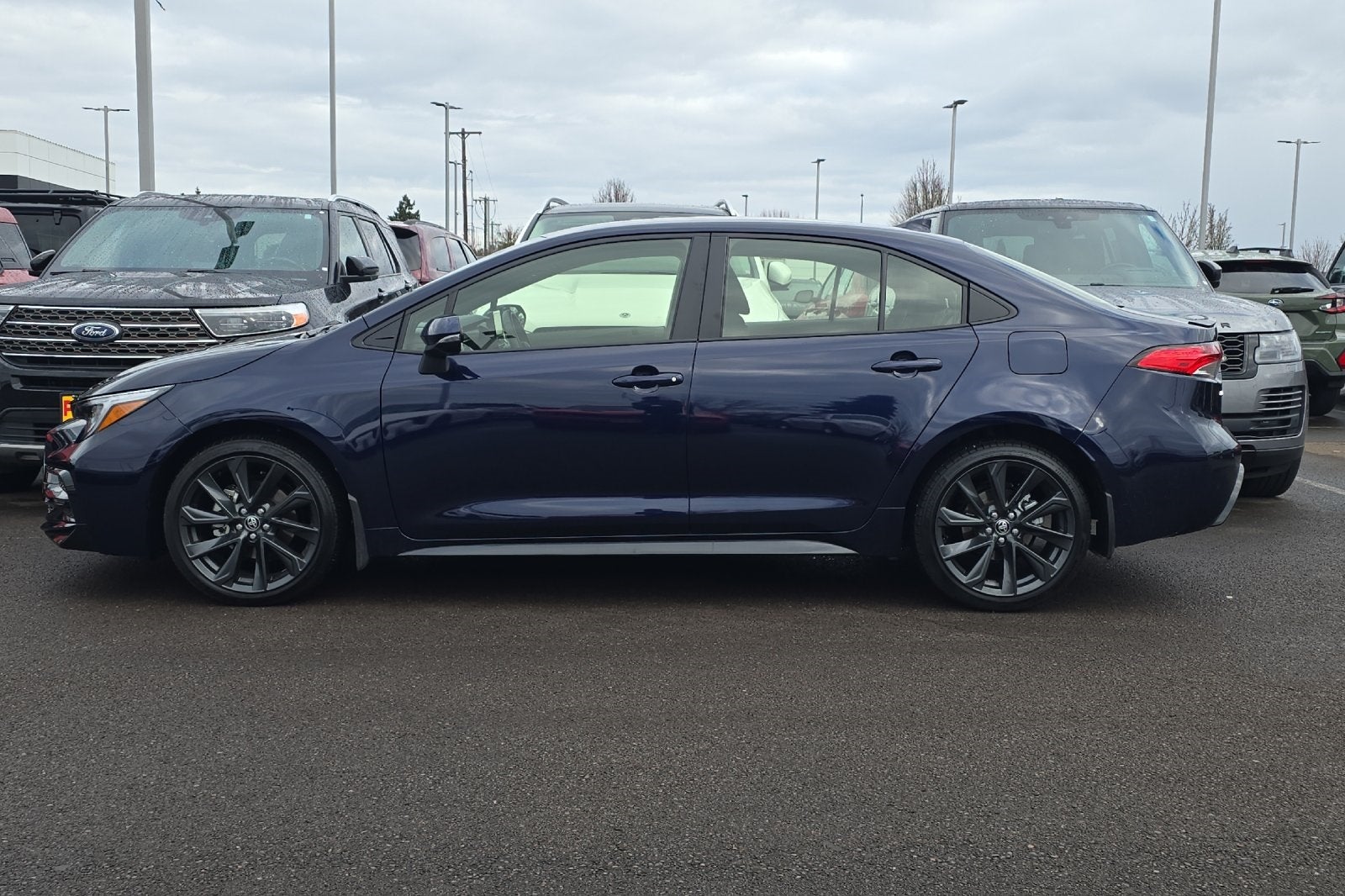 2025 Toyota Corolla Hybrid SE