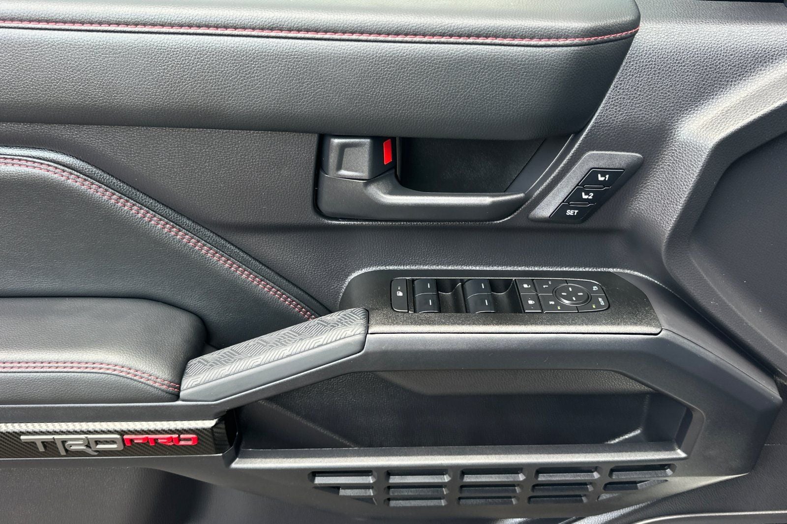 2025 Toyota 4Runner i-FORCE MAX Hybrid TRD Pro