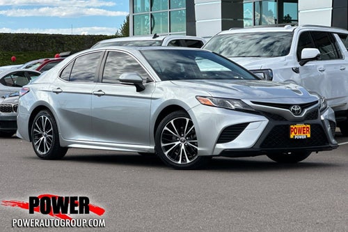 2018 Toyota Camry SE