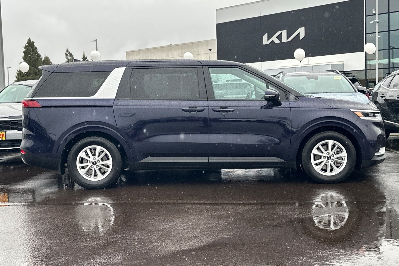 2022 Kia Carnival LXS