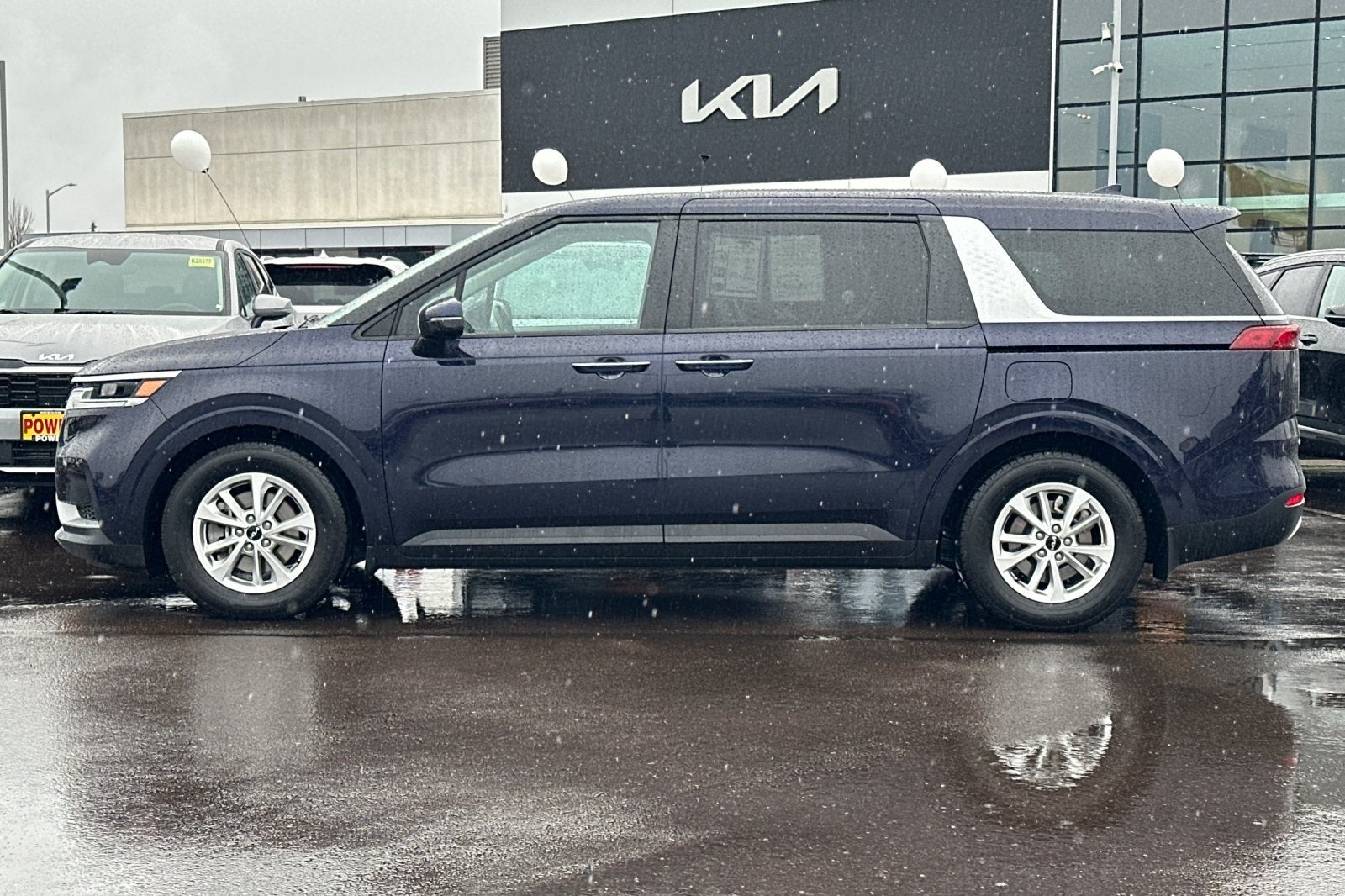 2022 Kia Carnival LXS