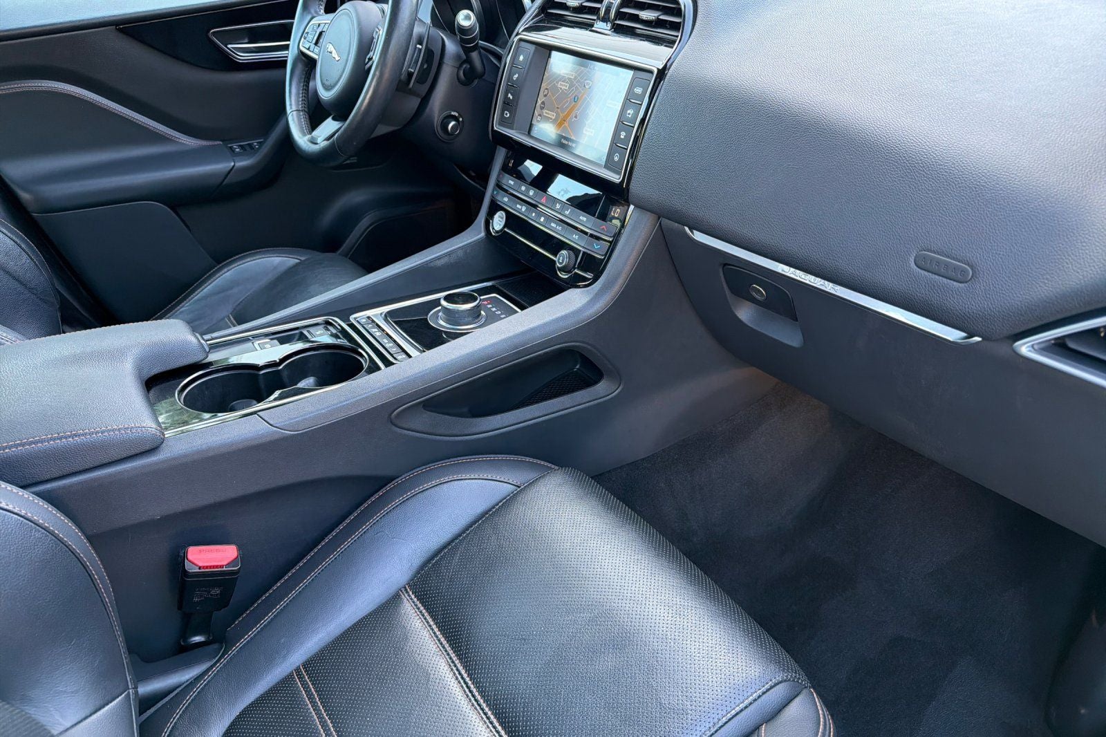 2017 Jaguar F-PACE 35t Prestige
