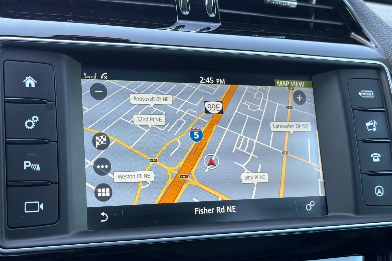 2017 Jaguar F-PACE 35t Prestige