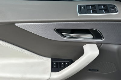 2020 Jaguar F-PACE 30t Portfolio