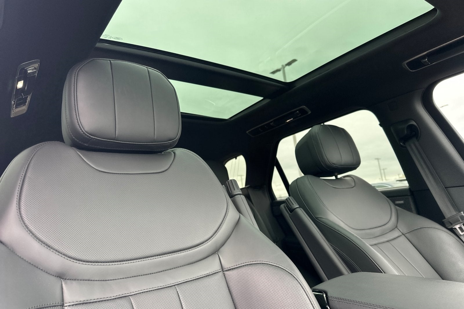 2024 Land Rover Range Rover Sport SE