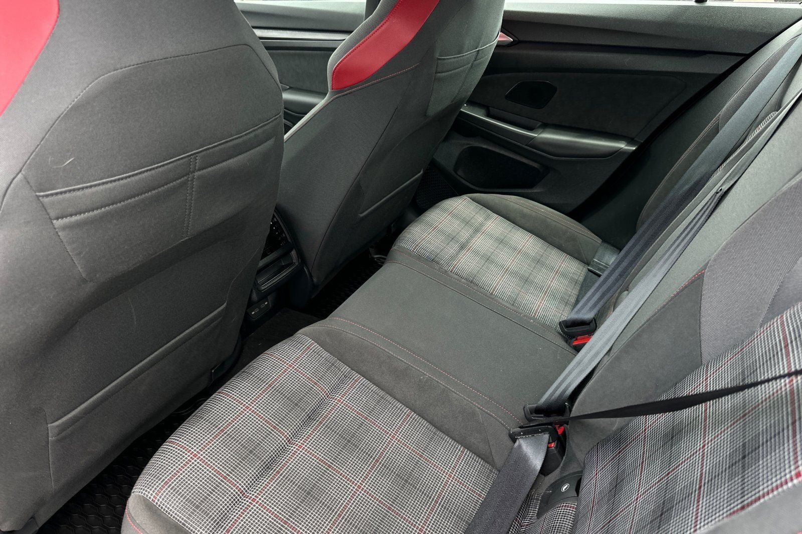 2024 Volkswagen Golf GTI 2.0T SE