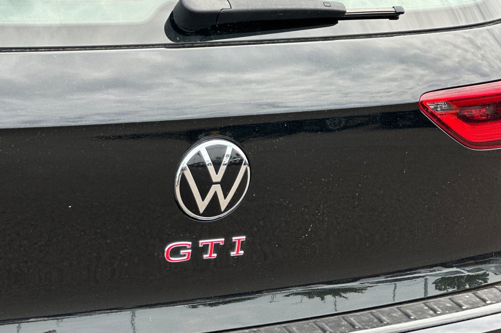 2024 Volkswagen Golf GTI 2.0T SE