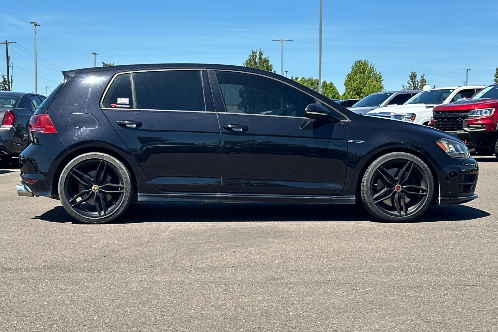 2017 Volkswagen Golf R DCC & Navigation 4Motion
