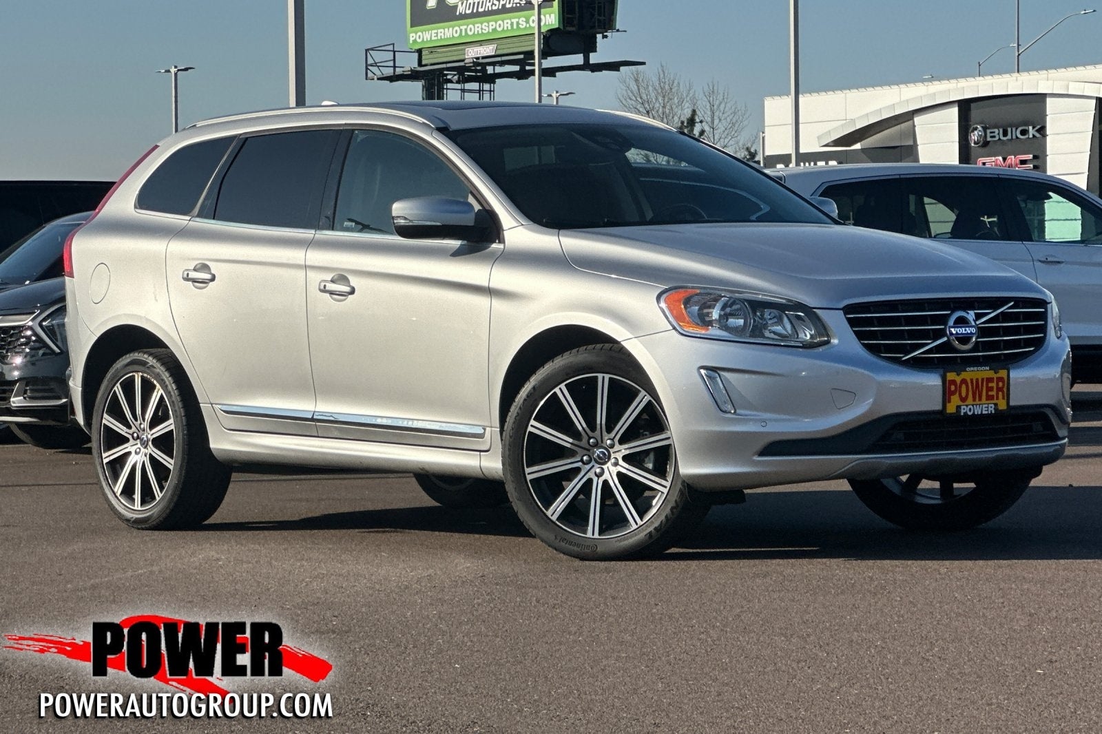 2016 Volvo XC60 T5 Drive-E Premier