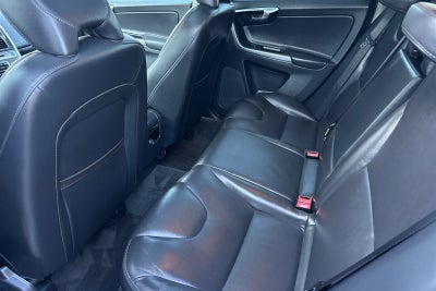 2016 Volvo XC60 T5 Drive-E Premier