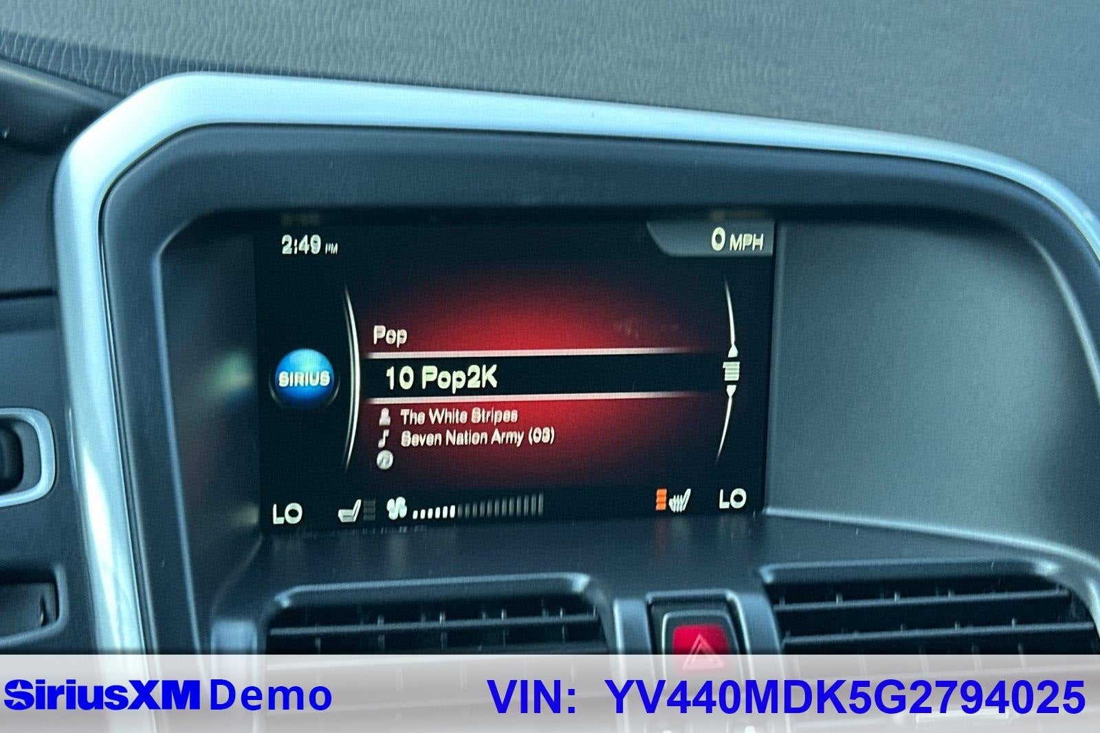 2016 Volvo XC60 T5 Drive-E Premier