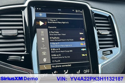 2017 Volvo XC90 T6 Momentum