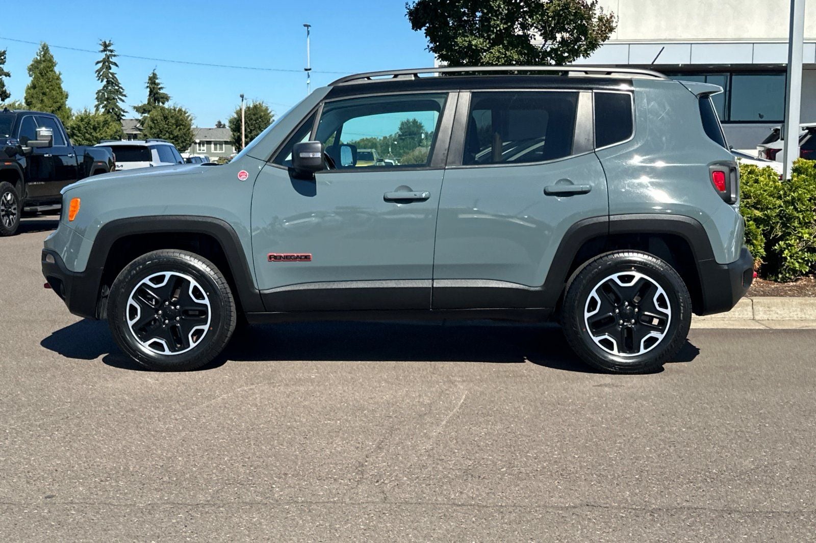 2016 Jeep Renegade Trailhawk