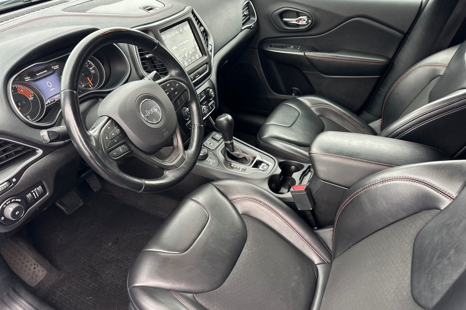 2020 Jeep Cherokee Trailhawk