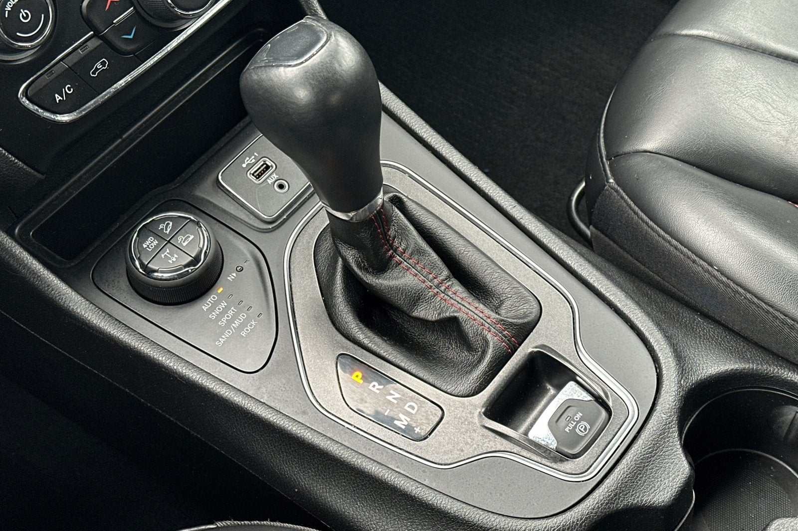 2020 Jeep Cherokee Trailhawk