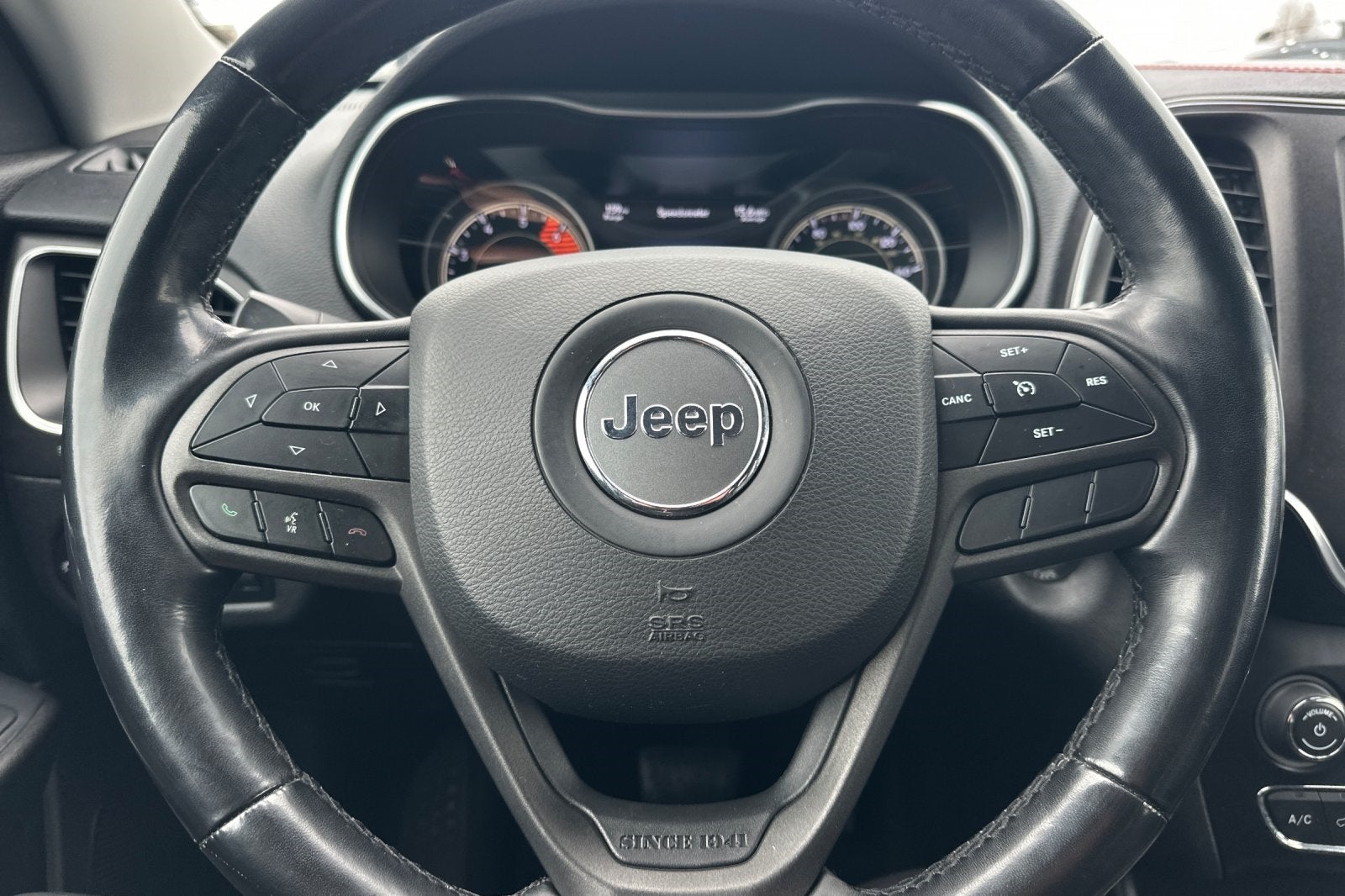 2020 Jeep Cherokee Trailhawk