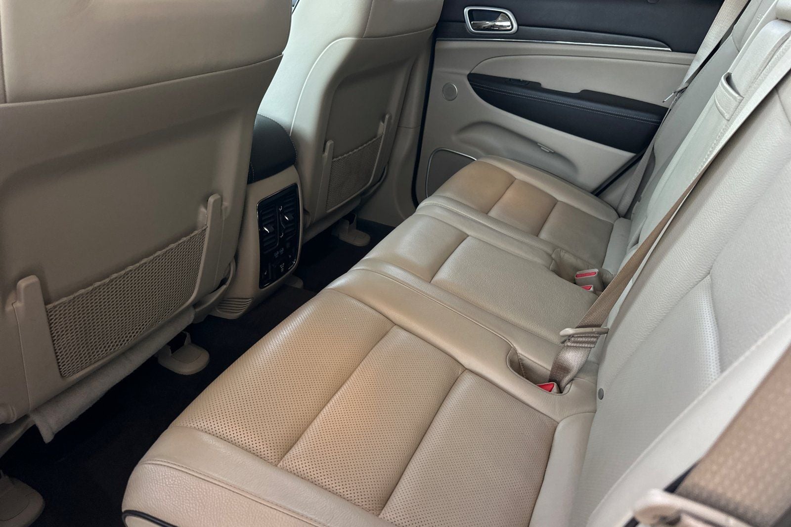 2020 Jeep Grand Cherokee Summit
