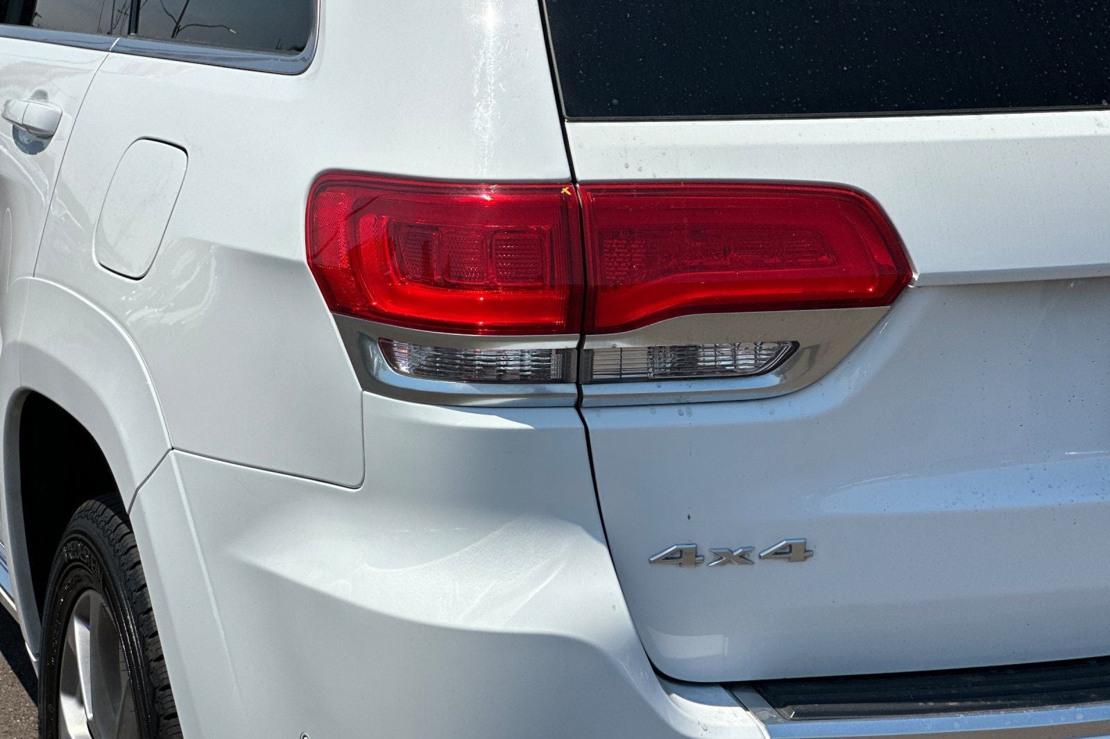 2020 Jeep Grand Cherokee Summit
