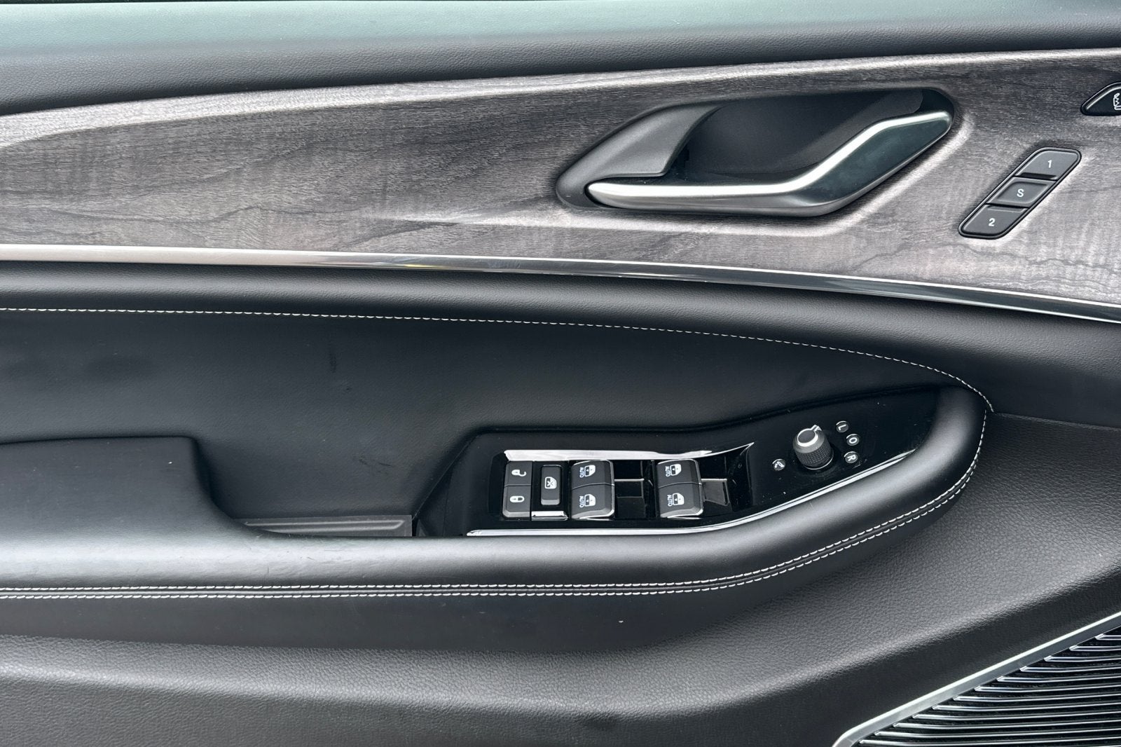 2022 Jeep Grand Cherokee L Overland