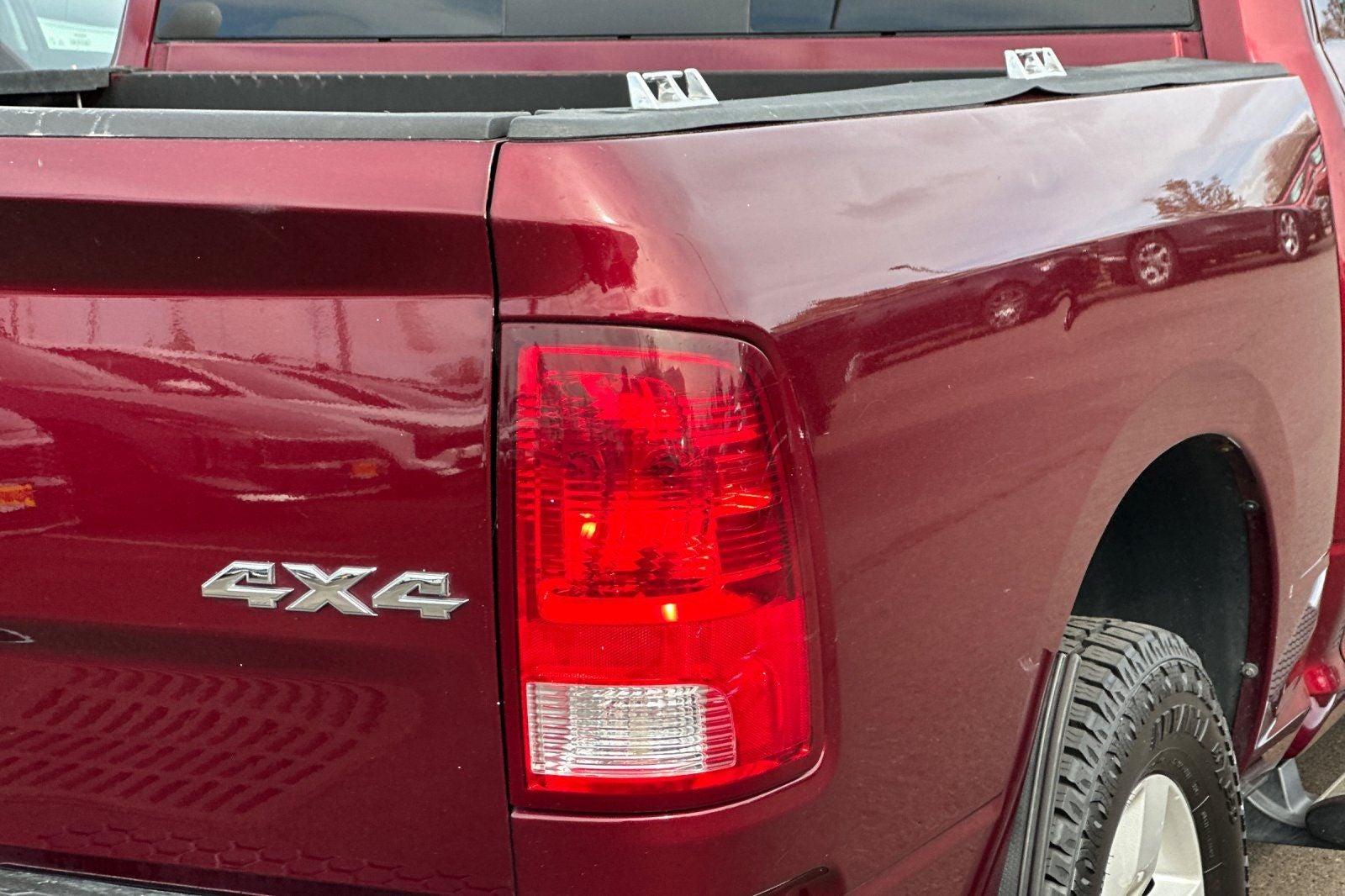 2017 RAM 1500 SLT